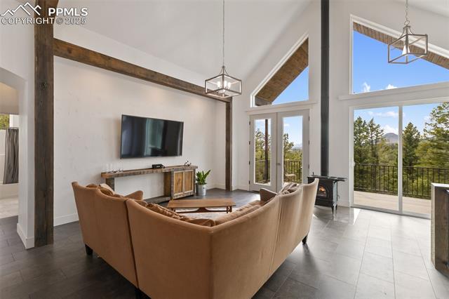 983 Rangeview Road Divide, CO 80814 - Photo 10 of 50 Gallery Image 10