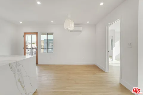 $669,000 | 4017 Grand View Boulevard, Los Angeles, CA 90066