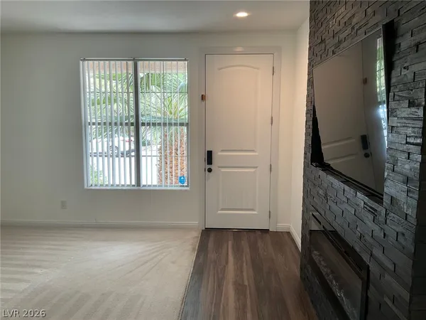 $2,100 | 4222 South Sugar Drive, Las Vegas, NV 89147