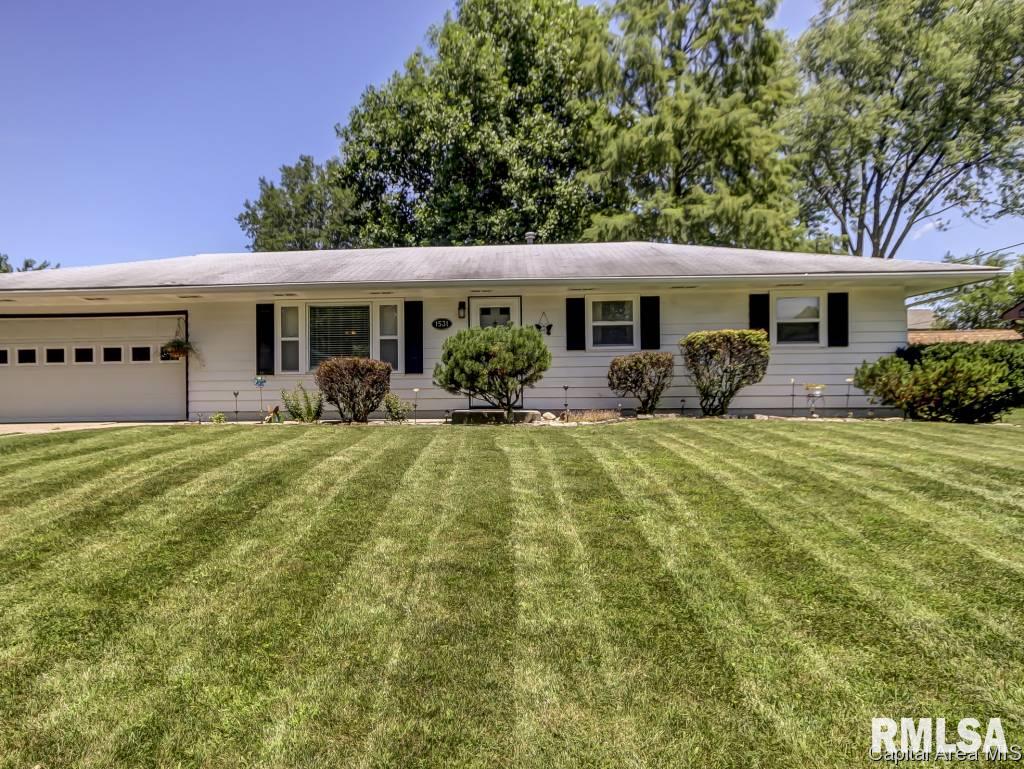1531 Deerfield Road Chatham, IL 62629 - Photo 1 of 30 Gallery Image 1