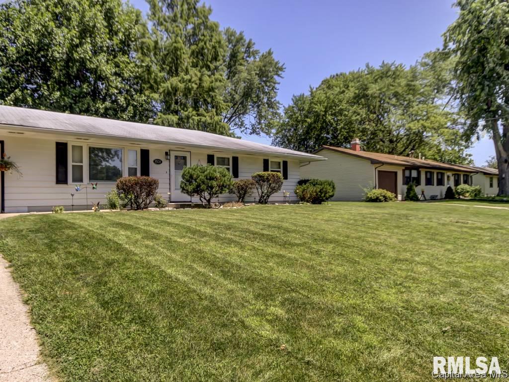 1531 Deerfield Road Chatham, IL 62629 - Photo 22 of 30 Gallery Image 22