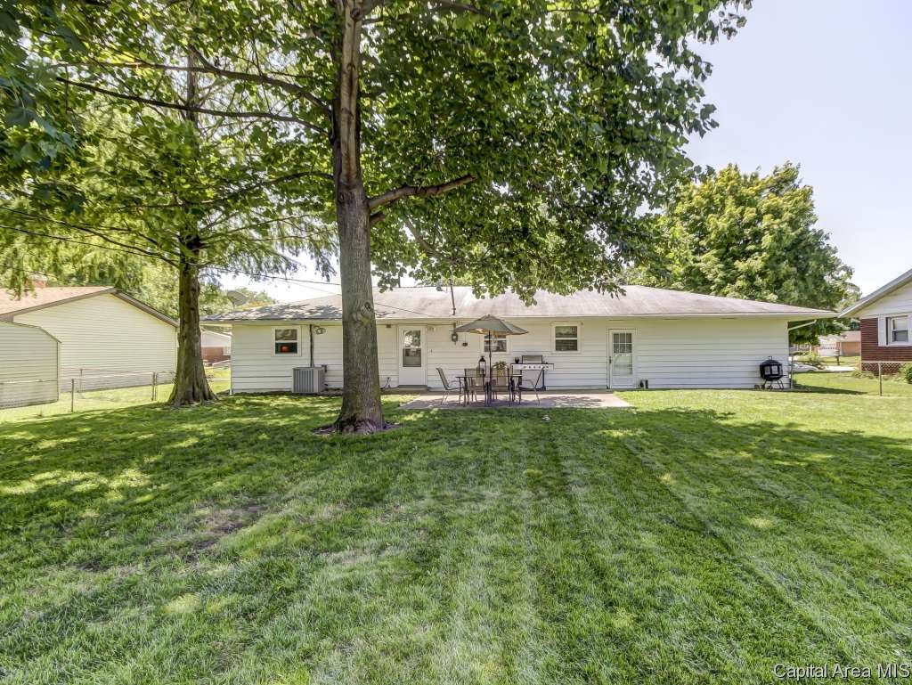 1531 Deerfield Road Chatham, IL 62629 - Photo 24 of 30 Gallery Image 24