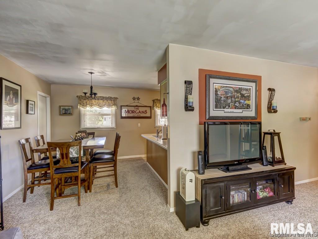 1531 Deerfield Road Chatham, IL 62629 - Photo 6 of 30 Gallery Image 6