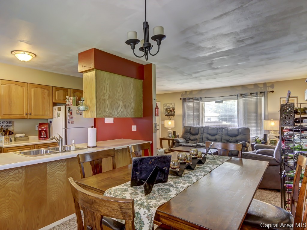 1531 Deerfield Road Chatham, IL 62629 - Photo 8 of 30 Gallery Image 8