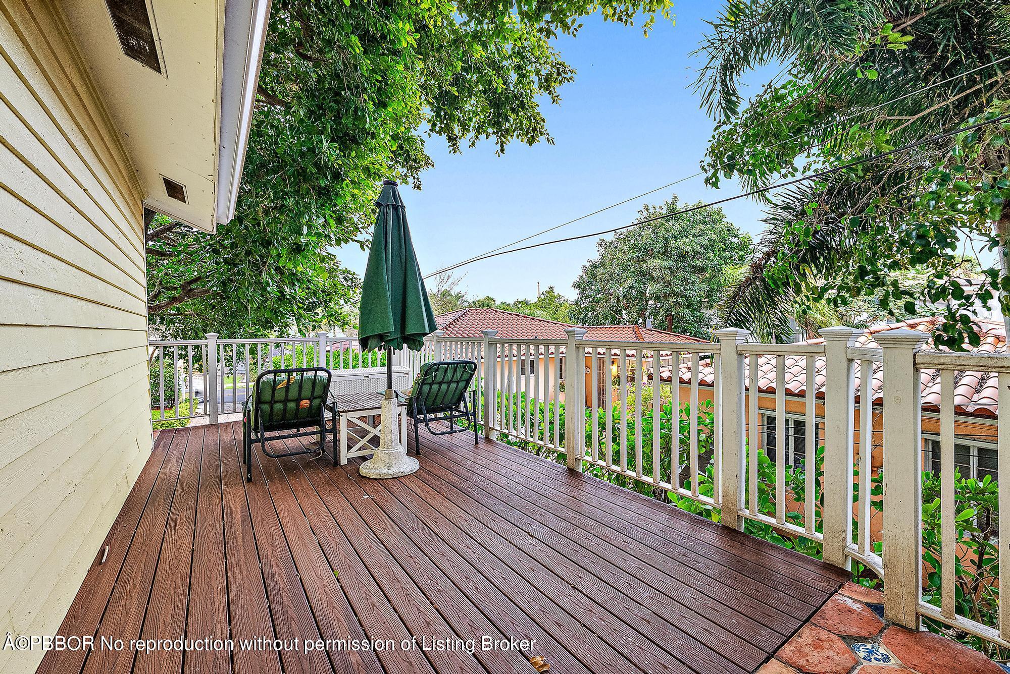 3609 Washington Road West Palm Beach, FL 33405 - Photo 17 of 33 a view of a chairs on a deck