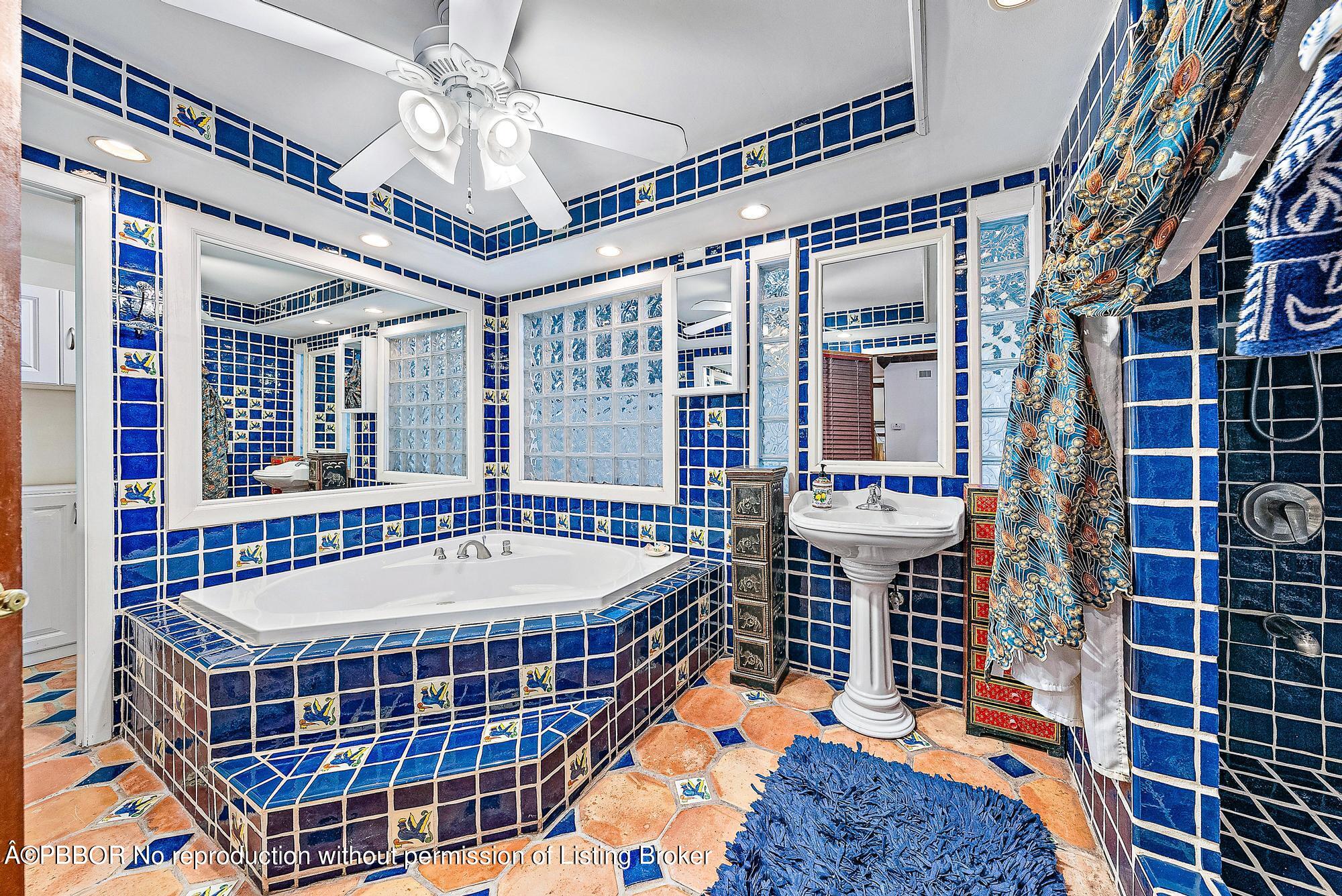 3609 Washington Road West Palm Beach, FL 33405 - Photo 25 of 33 a view of a balcony with furniture and chandelier
