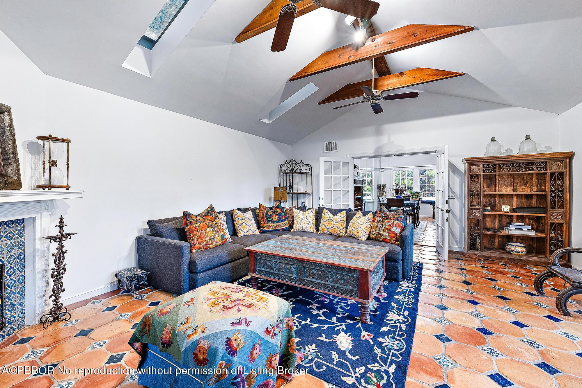 3609 Washington Road West Palm Beach, FL 33405 - Photo 5 of 33 a bedroom with furniture and window