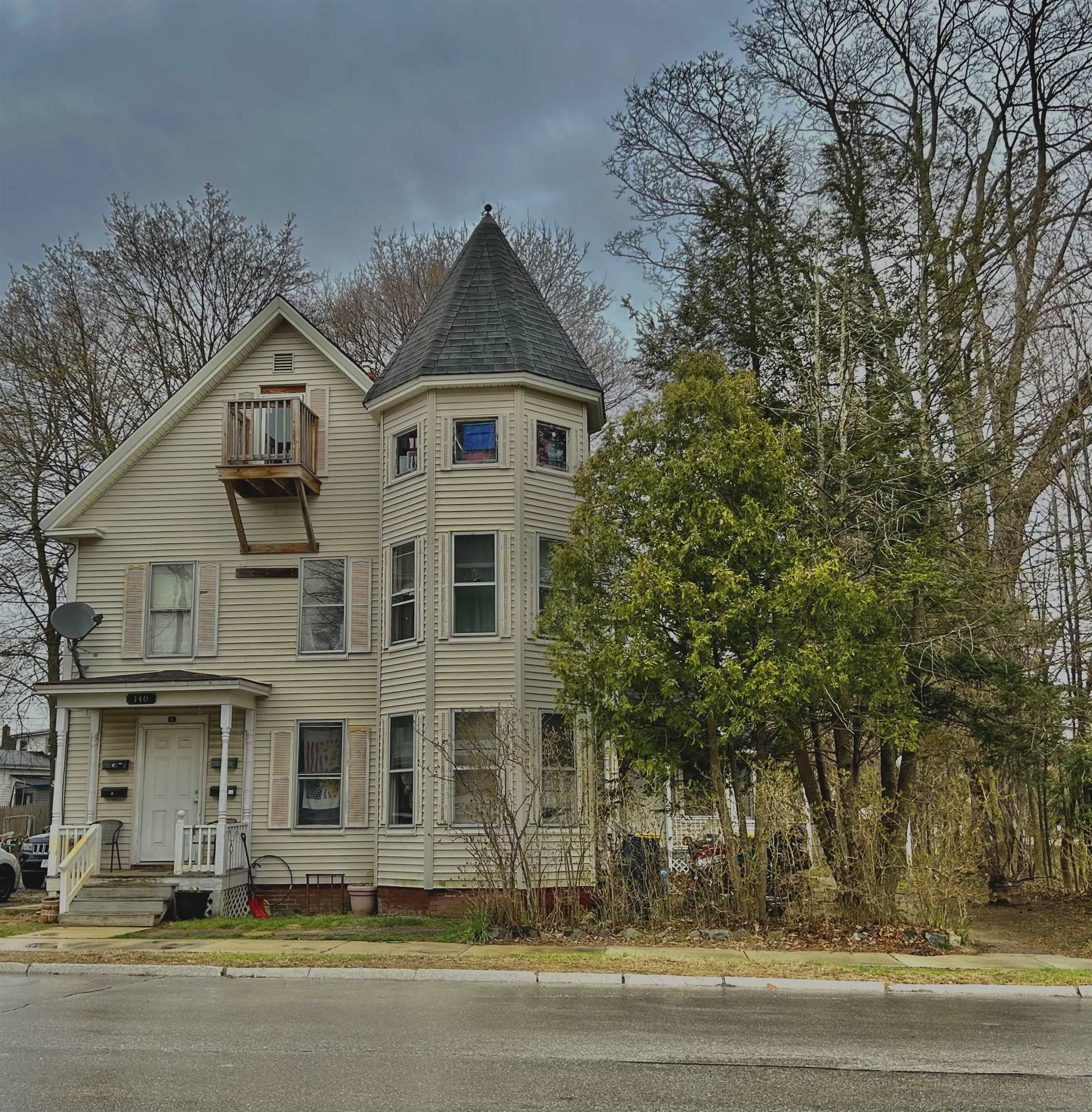 140 Charles Street Rochester, NH 03867 - Photo 1 of 1