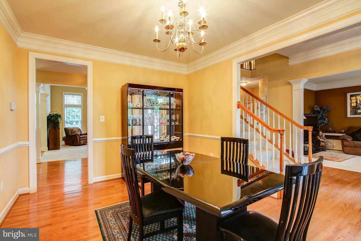 18711 Olney Mill Road Olney, MD 20832 - Photo 6 of 30 Dining Room
