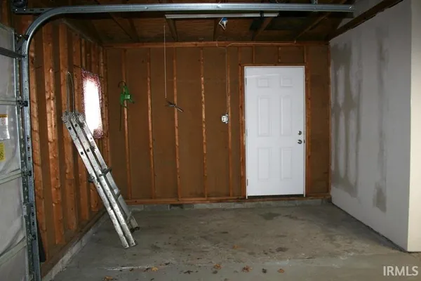 $210,000 | 862 South Jackson Street, Frankfort, IN 46041