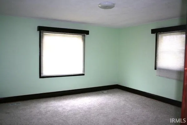 $210,000 | 862 South Jackson Street, Frankfort, IN 46041