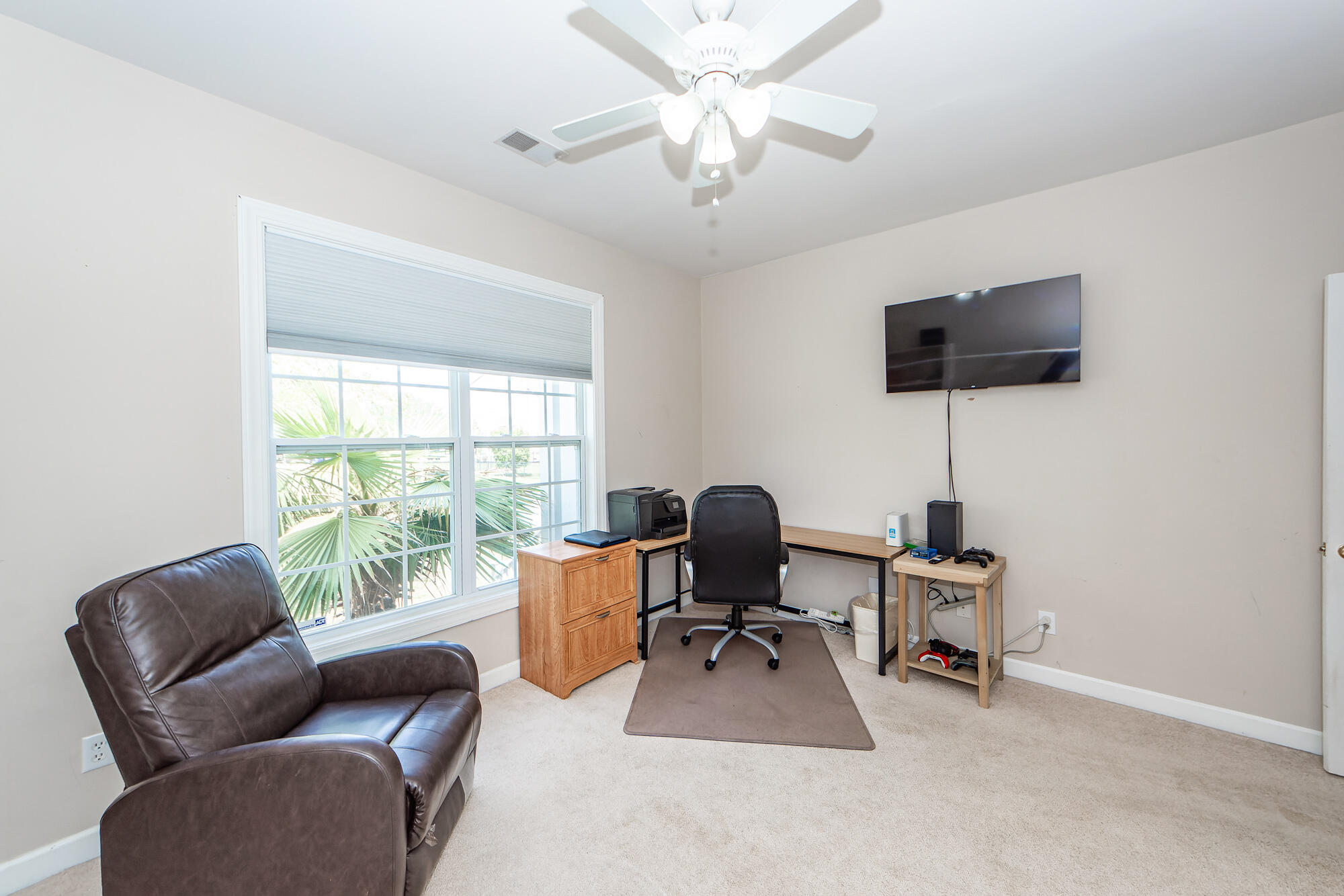 1433 Oakhurst Drive Mount Pleasant, SC 29466 - Photo 27 of 61 26