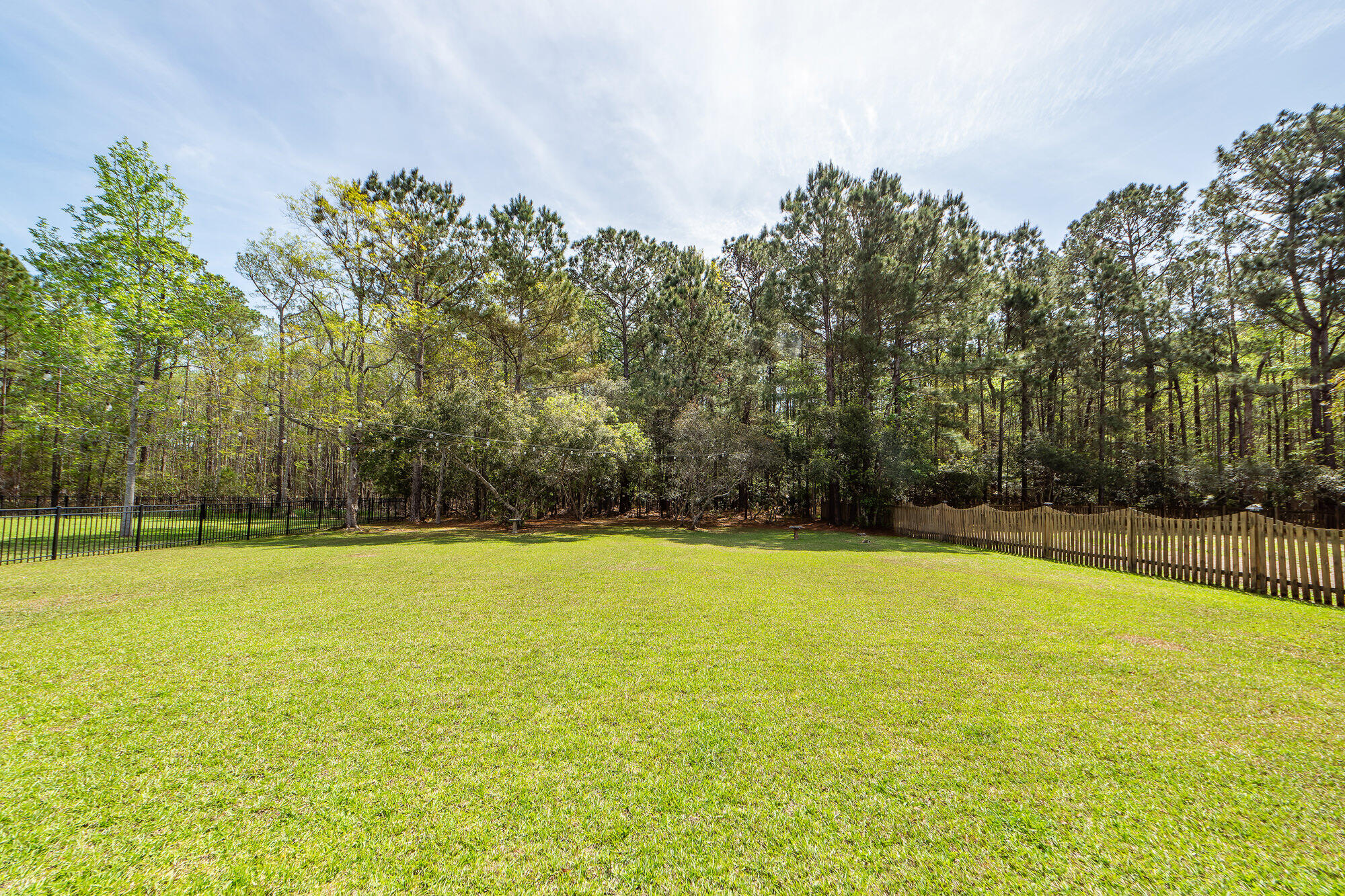1433 Oakhurst Drive Mount Pleasant, SC 29466 - Photo 45 of 61 47