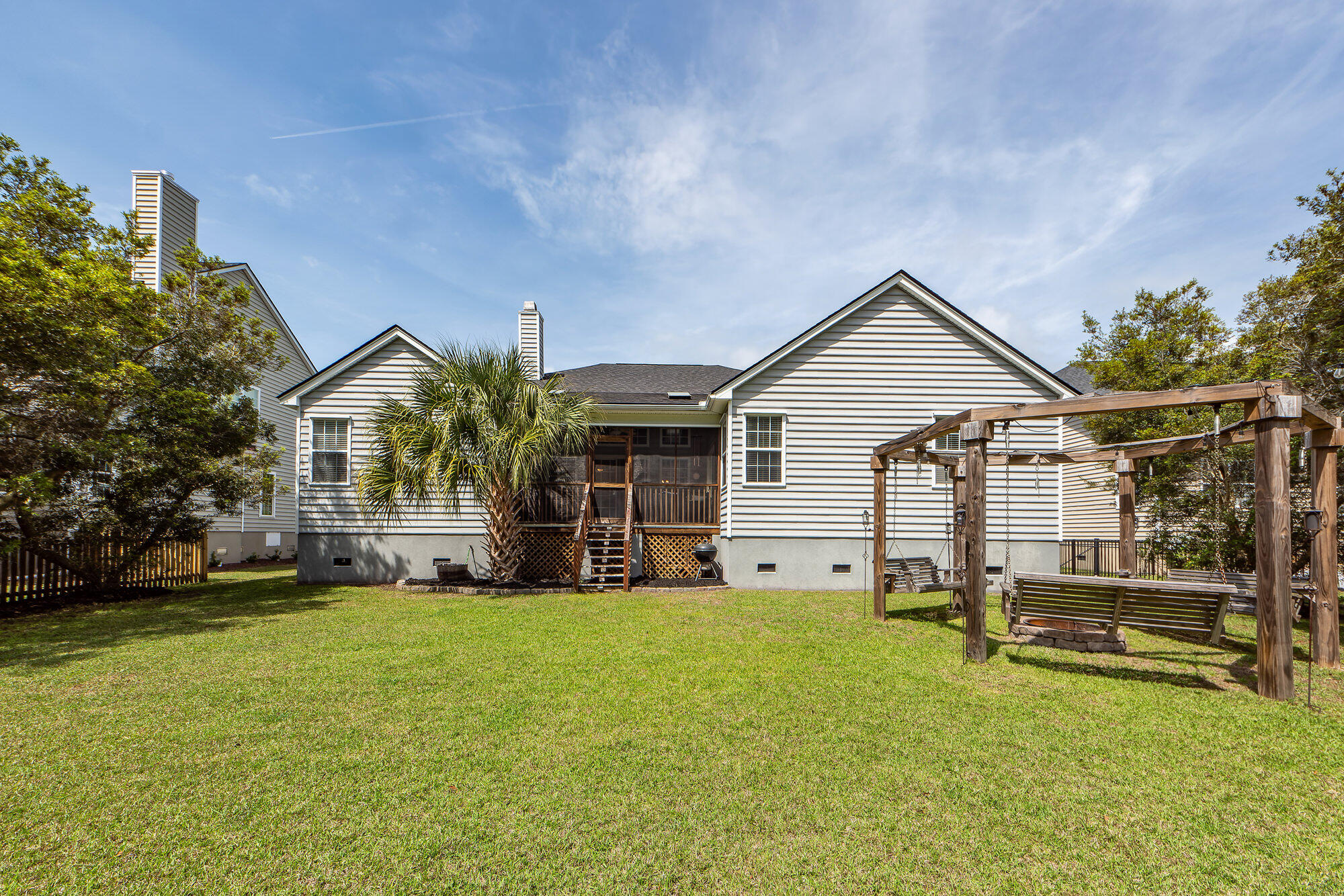 1433 Oakhurst Drive Mount Pleasant, SC 29466 - Photo 47 of 61 49