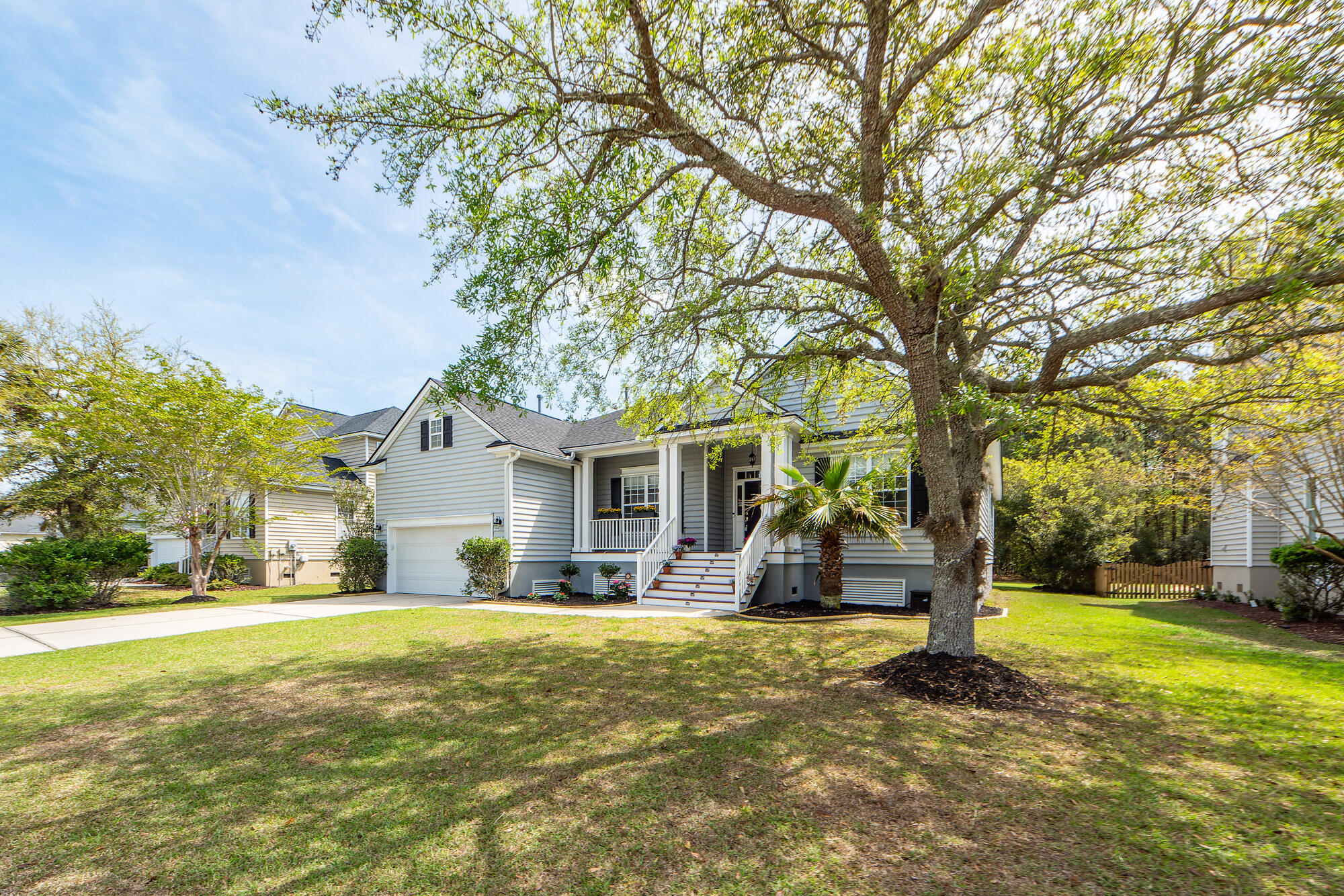 1433 Oakhurst Drive Mount Pleasant, SC 29466 - Photo 51 of 61 54