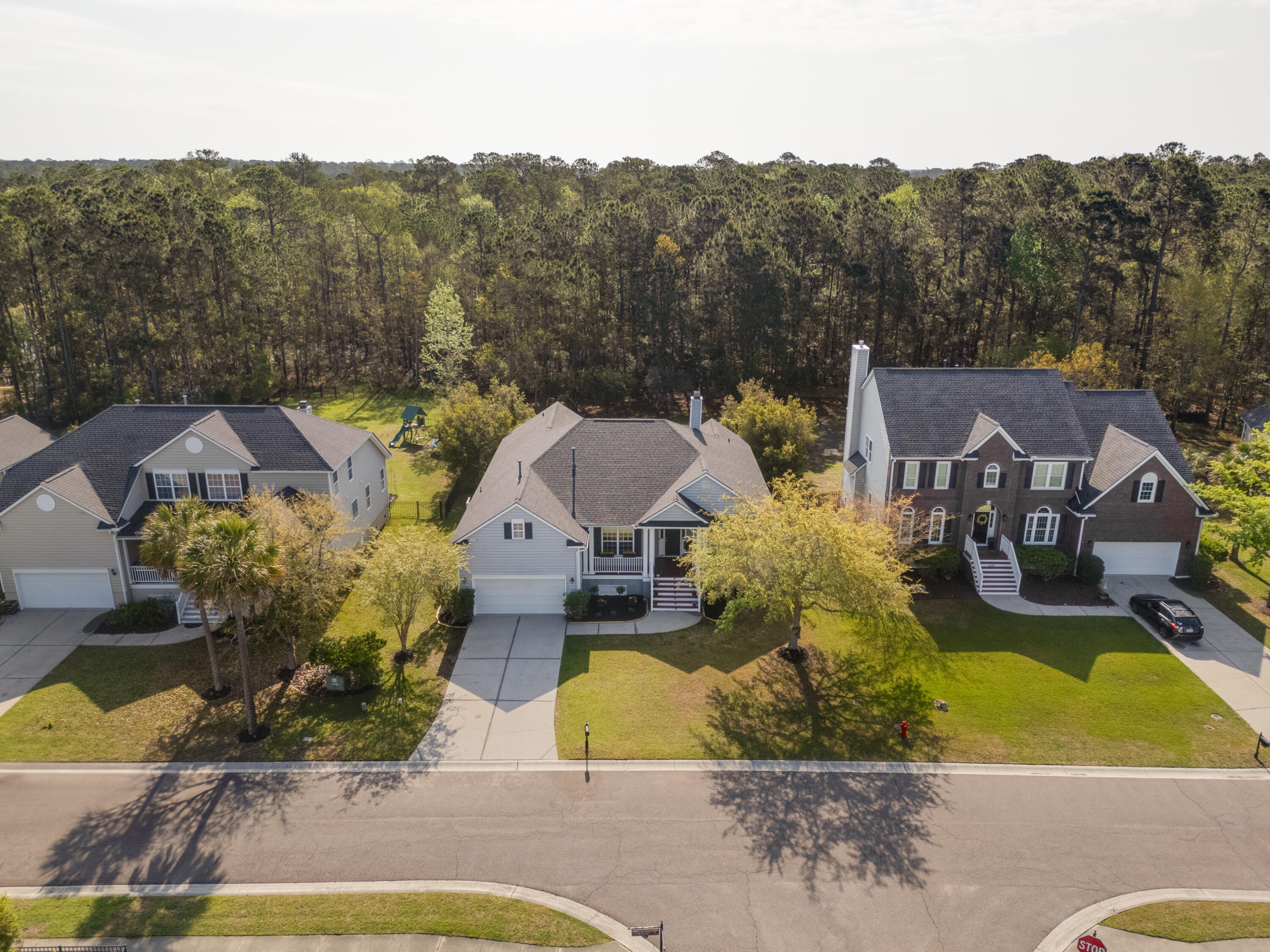 1433 Oakhurst Drive Mount Pleasant, SC 29466 - Photo 54 of 61 DJI_20250402111546_0778_DHDR