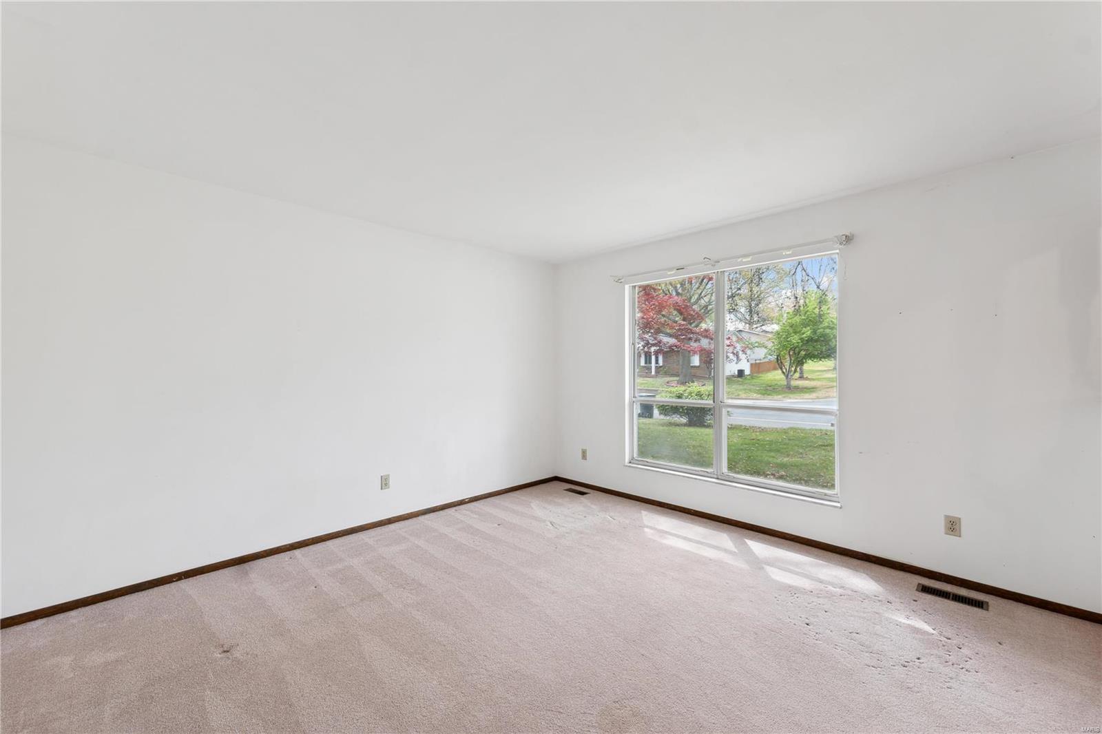 420 Sutters Mill Road St. Peters, MO 63376 - Photo 4 of 23 Gallery Image 4