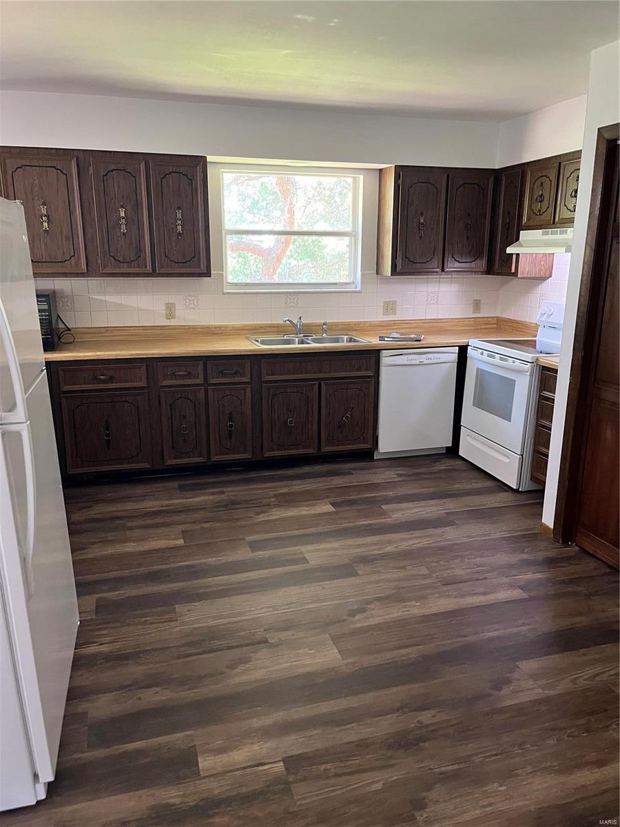 420 Sutters Mill Road St. Peters, MO 63376 - Photo 9 of 23 Gallery Image 9