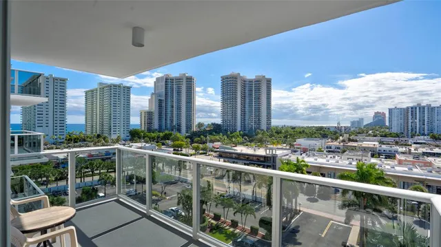 $239,000 | 3333 Northeast 34th Street, Unit 811, Fort Lauderdale, FL 33308