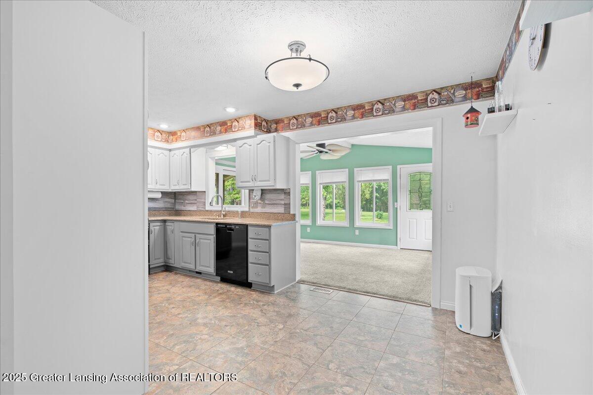 1055 Hull Road Mason, MI 48854 - Photo 31 of 56 30-Media Jett - 29