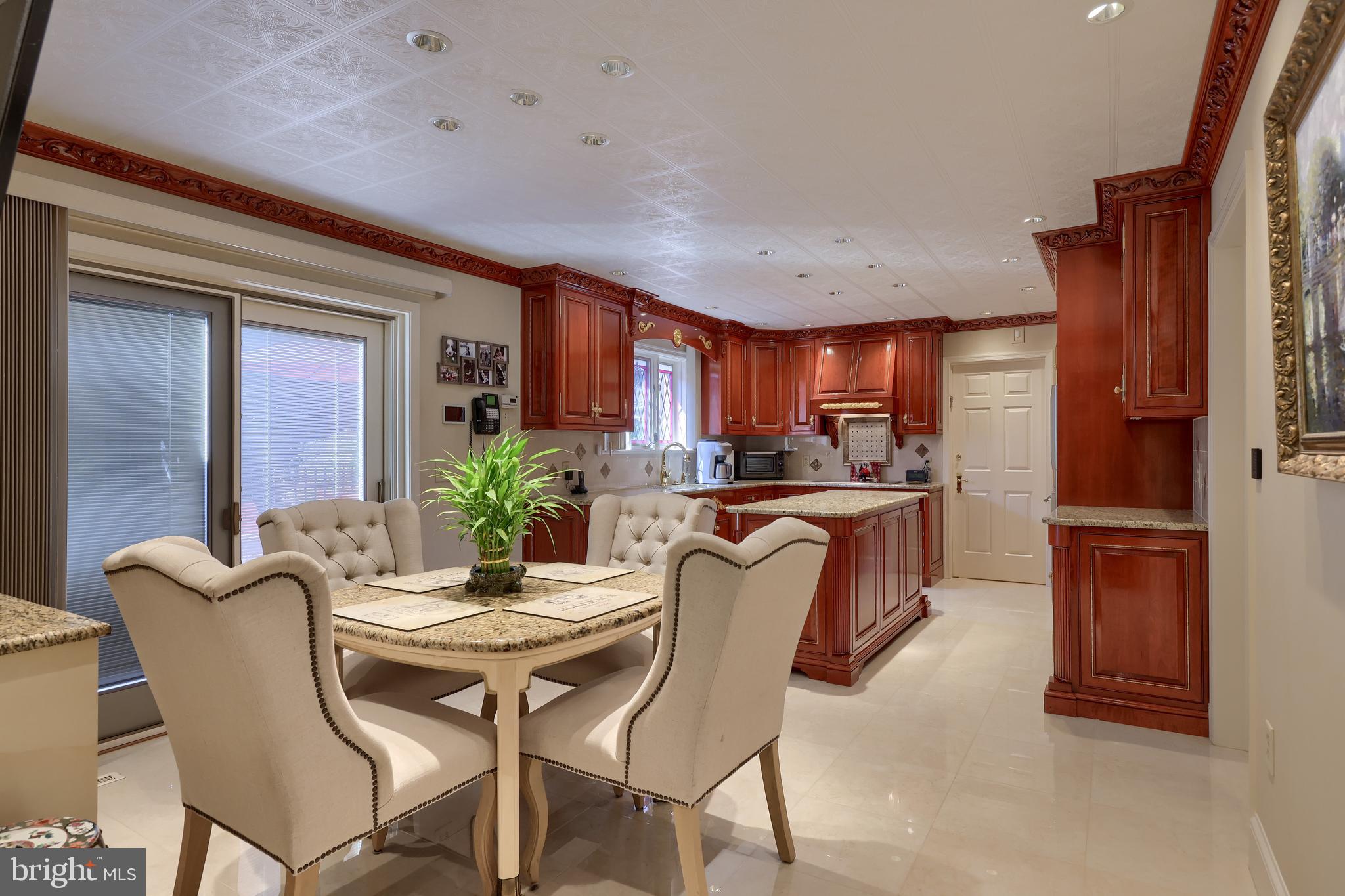 1328 Olde Saybrook Road Lancaster, PA 17601 - Photo 30 of 58 Kitchen breakfast area