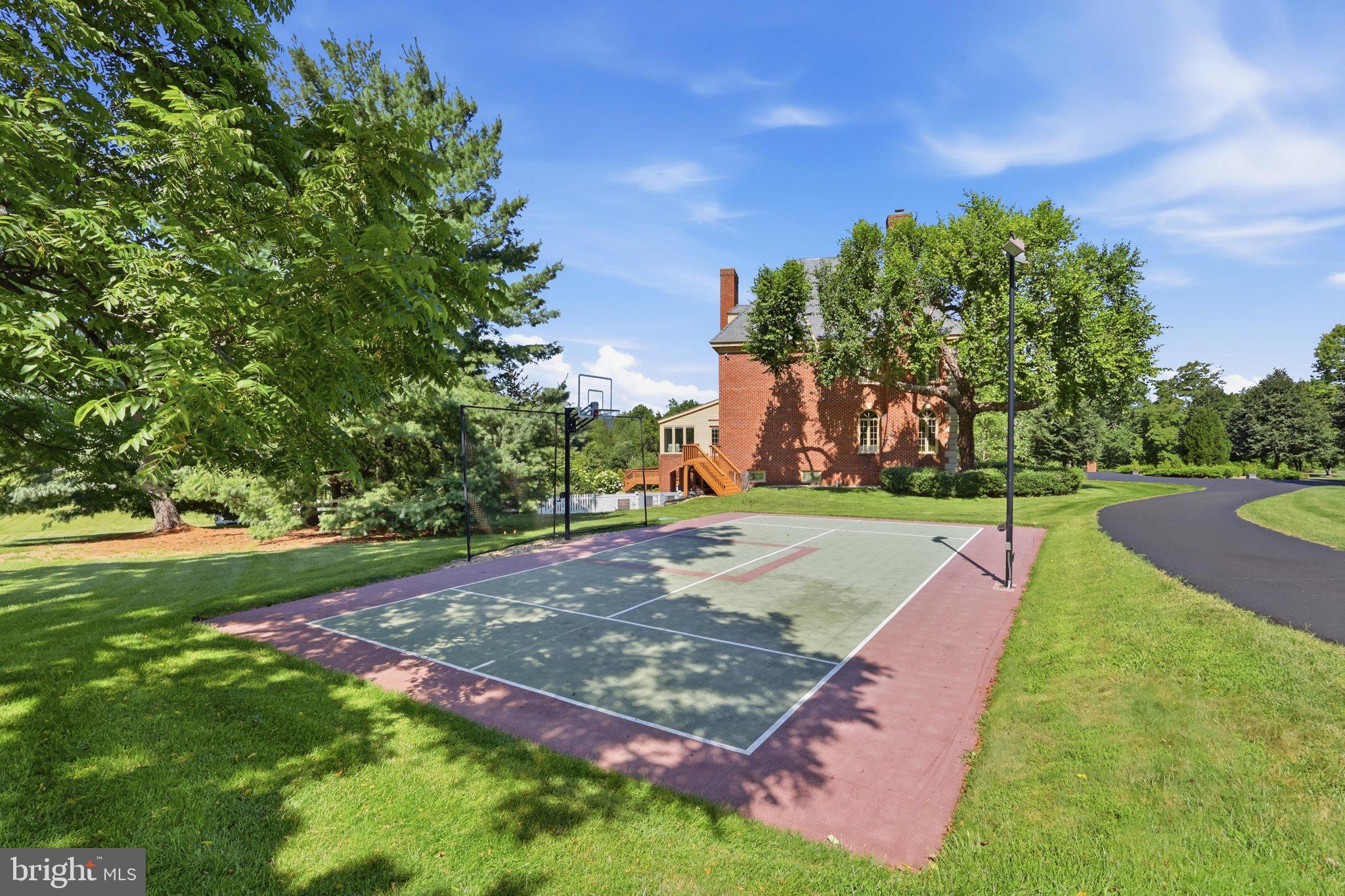 6700 Clifton Road Clifton, VA 20124 - Photo 88 of 125 Sport Court