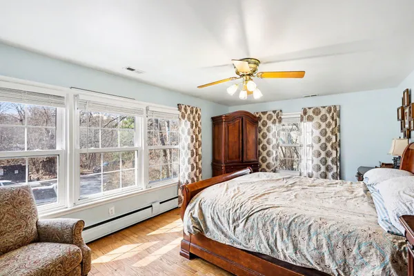 $575,000 | 940 Leidich Street, Lake Orion, MI 48362