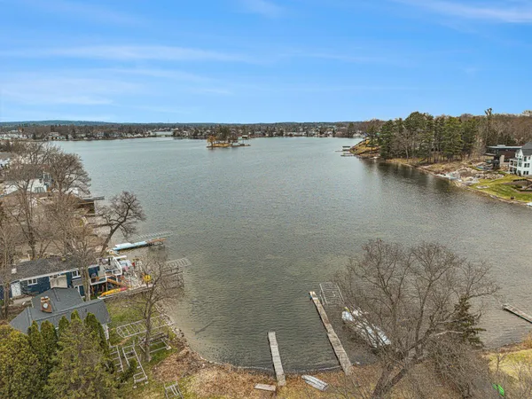 $575,000 | 940 Leidich Street, Lake Orion, MI 48362