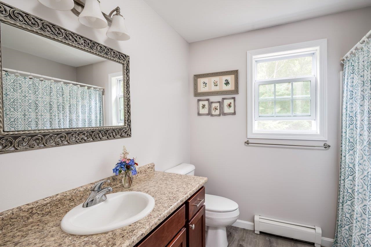 8 Peaslee Road Rochester, NH 03867 - Photo 26 of 37