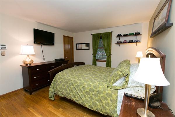 49 Pine Ridge Road Westford, MA 01886 - Photo 15 of 22 Gallery Image 15