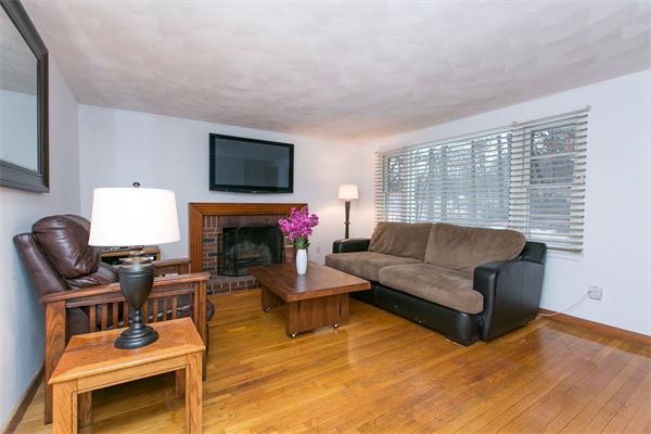 49 Pine Ridge Road Westford, MA 01886 - Photo 5 of 22 Gallery Image 5