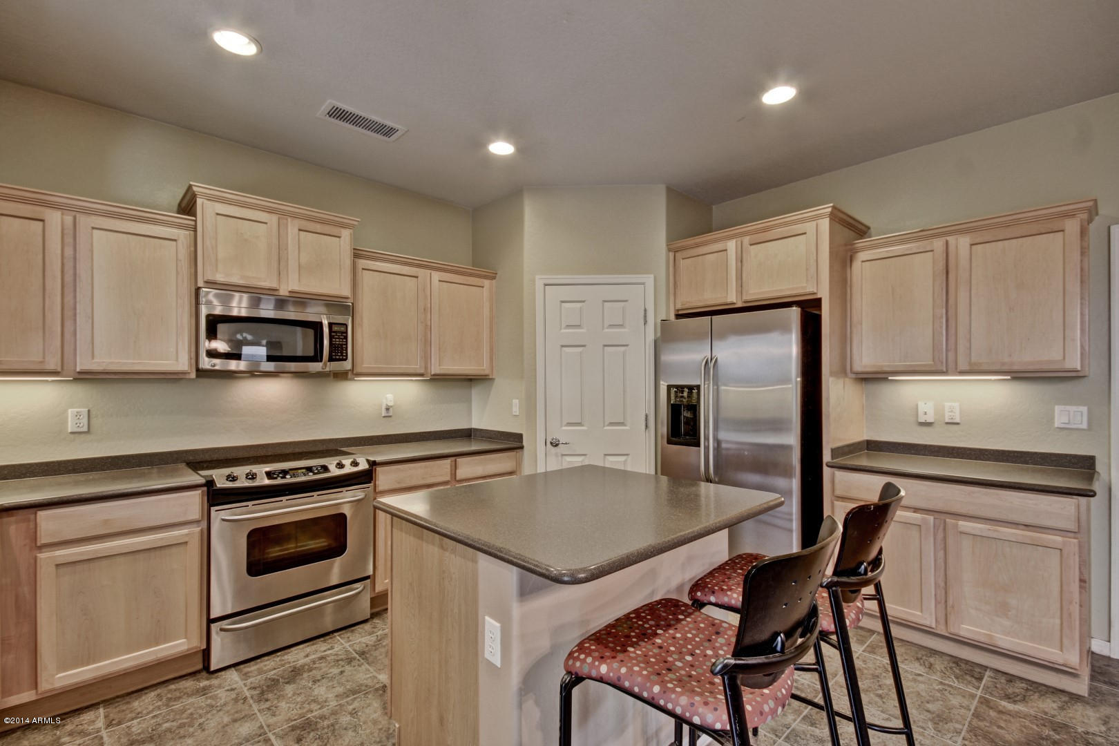 2040 West Kathleen Road Phoenix, AZ 85023 - Photo 14 of 43 Kathleen (14)