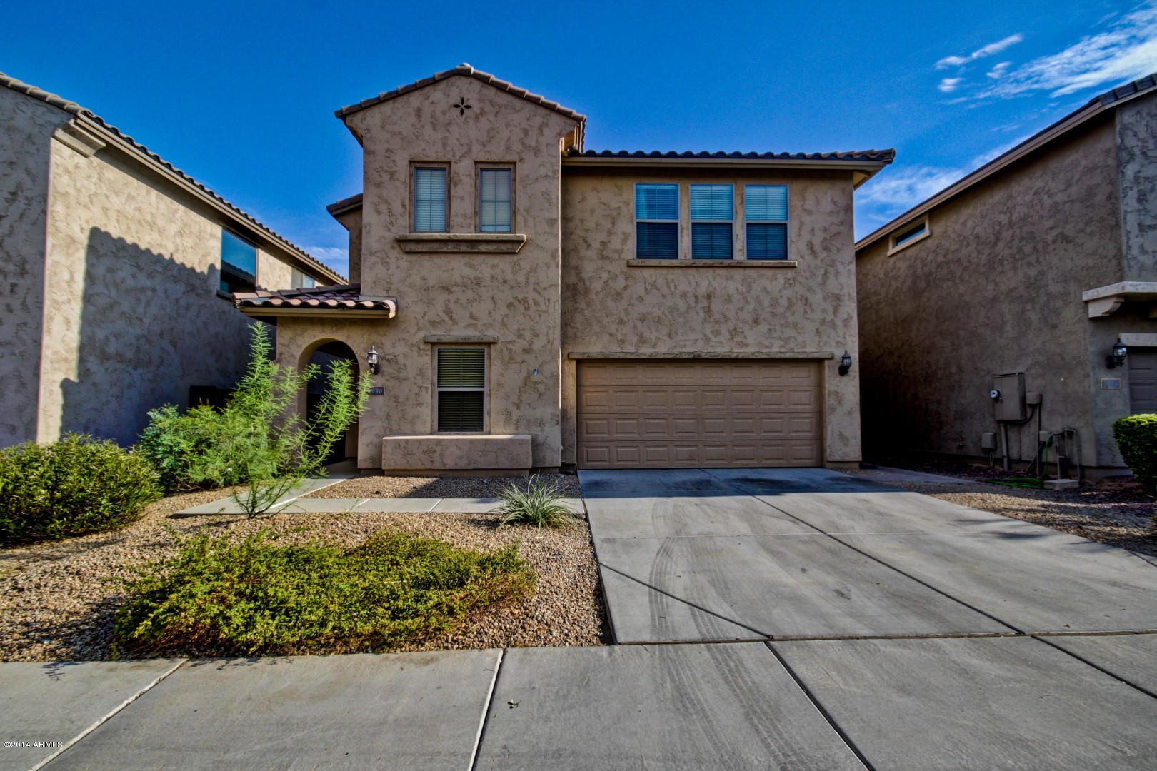 2040 West Kathleen Road Phoenix, AZ 85023 - Photo 2 of 43 Kathleen (2)