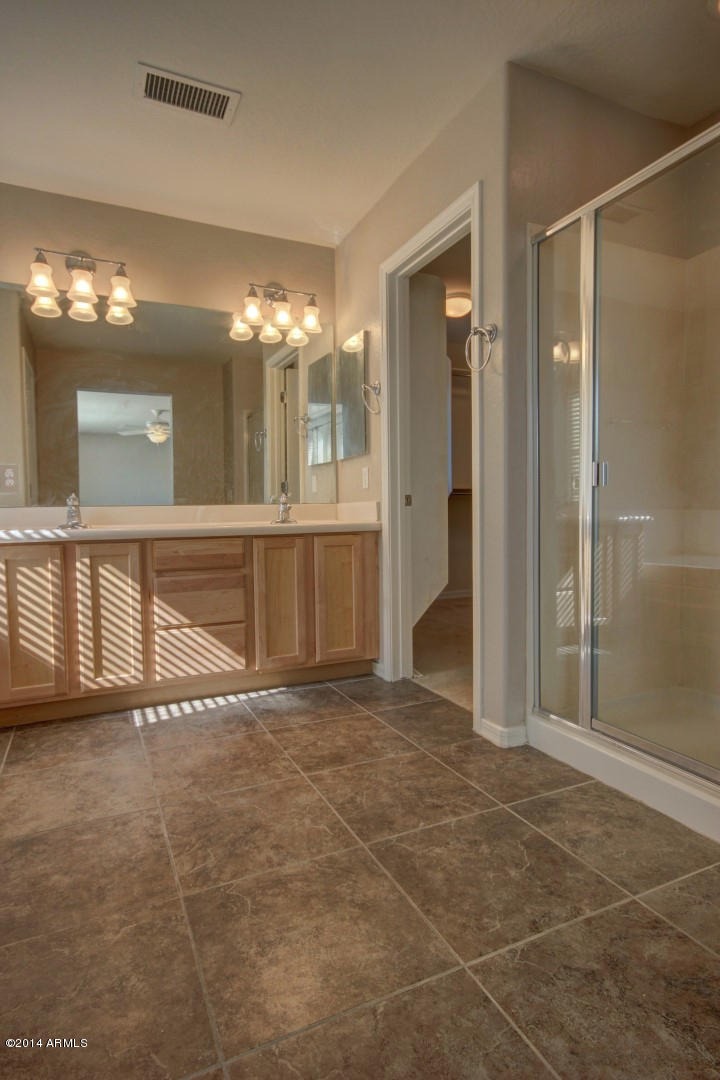 2040 West Kathleen Road Phoenix, AZ 85023 - Photo 24 of 43 Kathleen - 2040 (8)