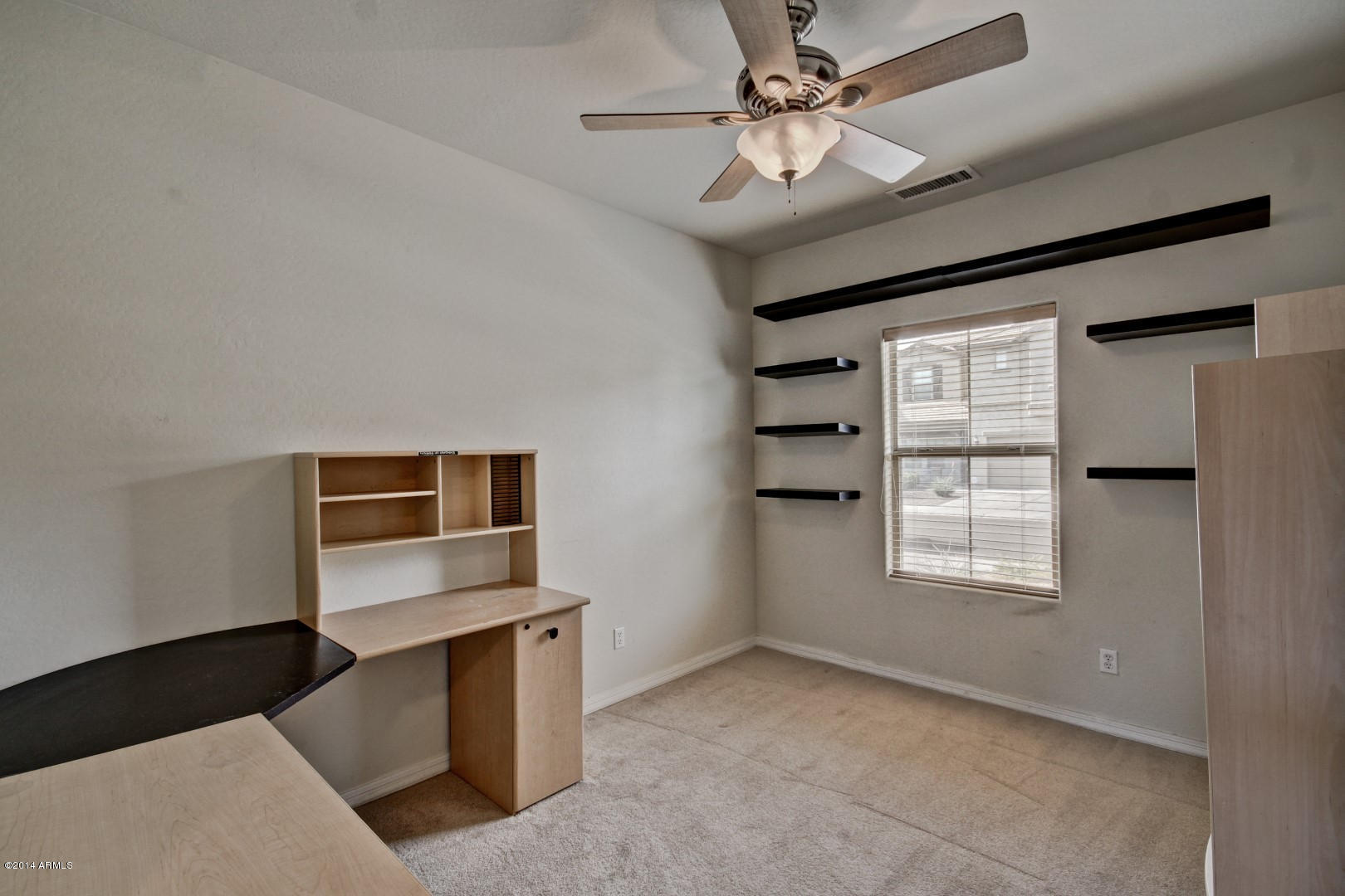 2040 West Kathleen Road Phoenix, AZ 85023 - Photo 4 of 43 Kathleen (4)