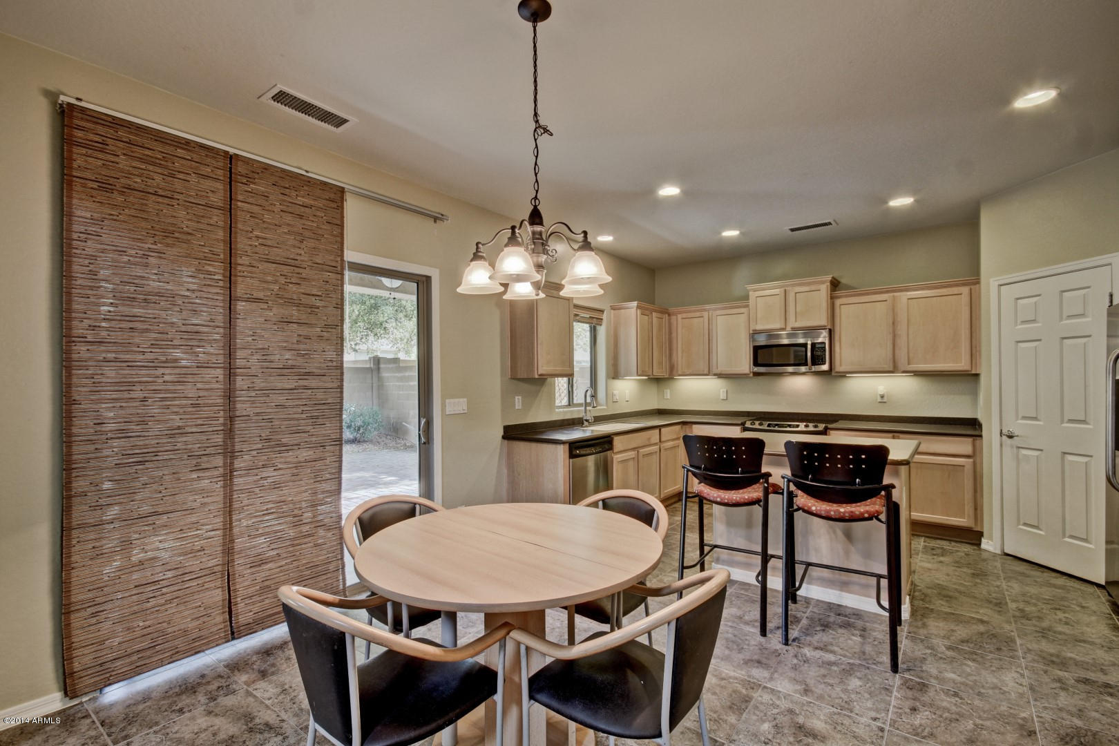 2040 West Kathleen Road Phoenix, AZ 85023 - Photo 9 of 43 Kathleen (9)