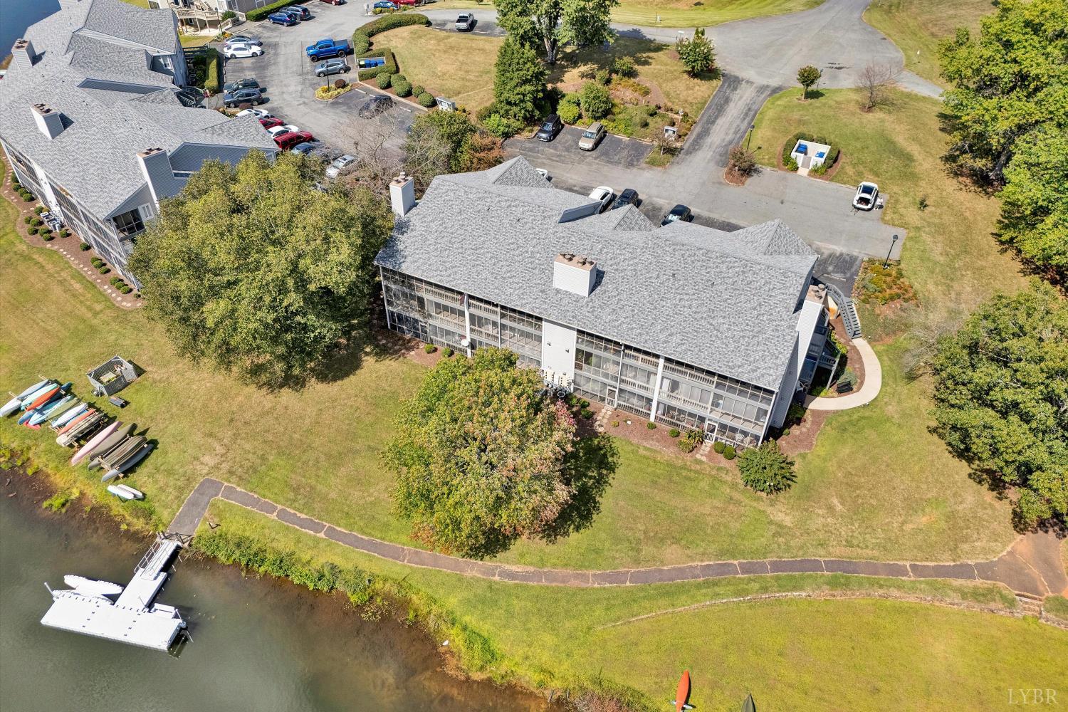 3114 Spinnaker Point Forest, VA 24551 - Photo 37 of 47 an aerial view of a swimming pool