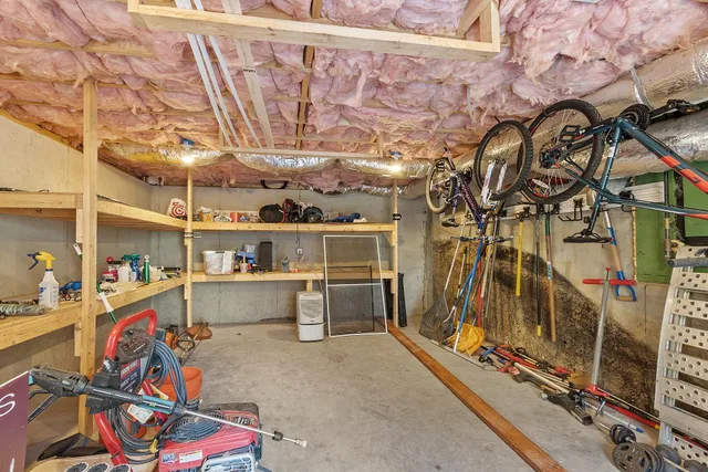 $969,900 | 92 Ridgecrest Drive, Greenland, NH 03840