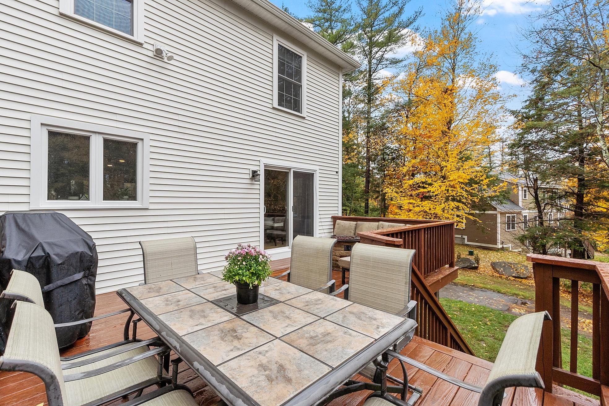 92 Ridgecrest Drive Greenland, NH 03840 - Photo 4 of 24