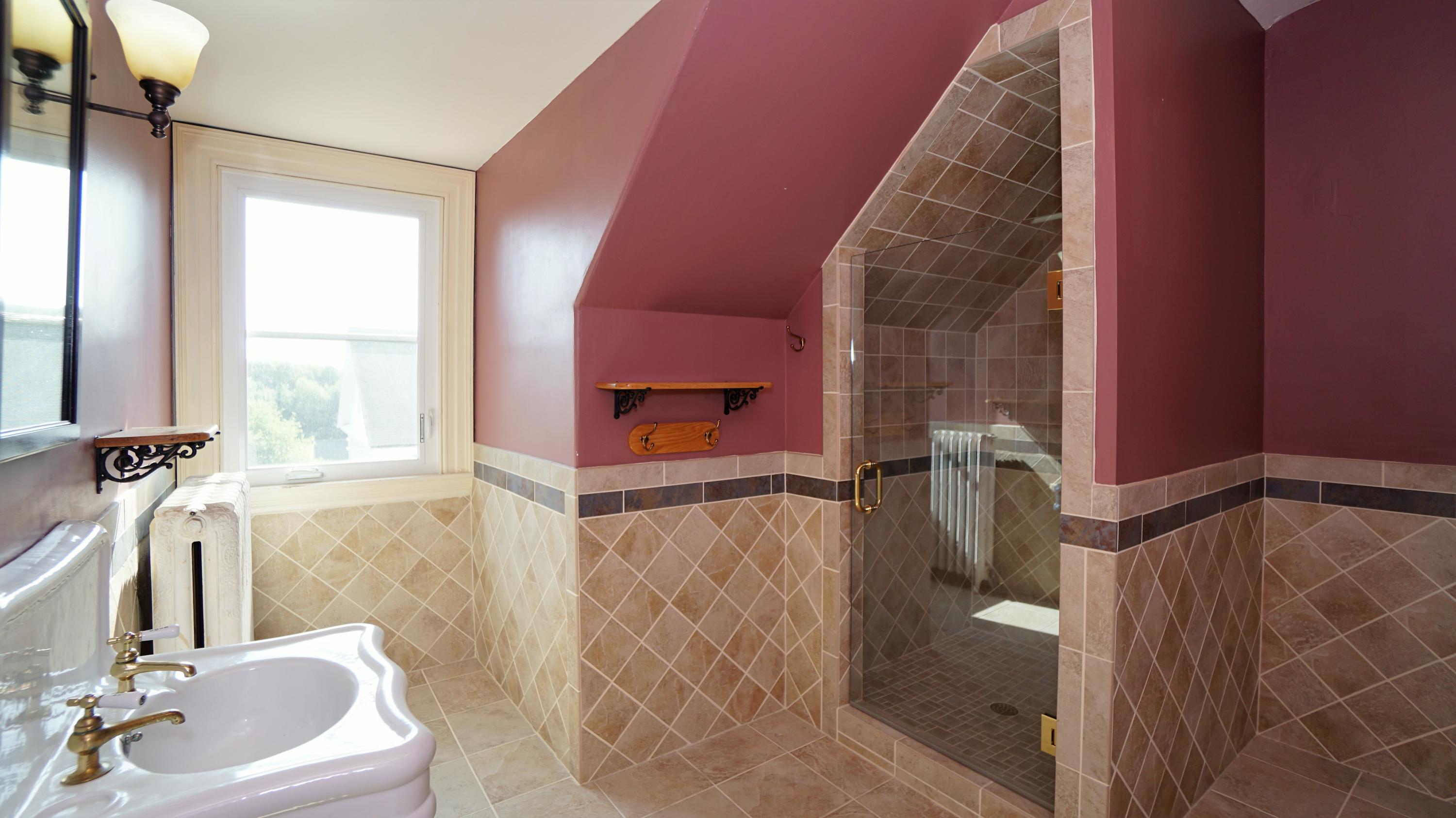 337 Intervale Road New Gloucester, ME 04260 - Photo 47 of 86 3rd floor bath