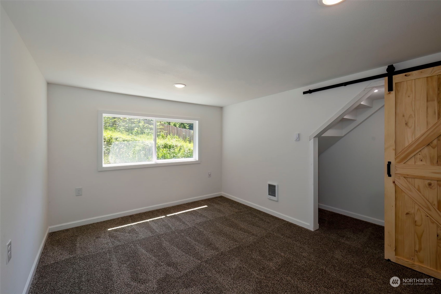 1661 Southwest Hanson Road Port Orchard, WA 98367 - Photo 15 of 40 Gallery Image 15