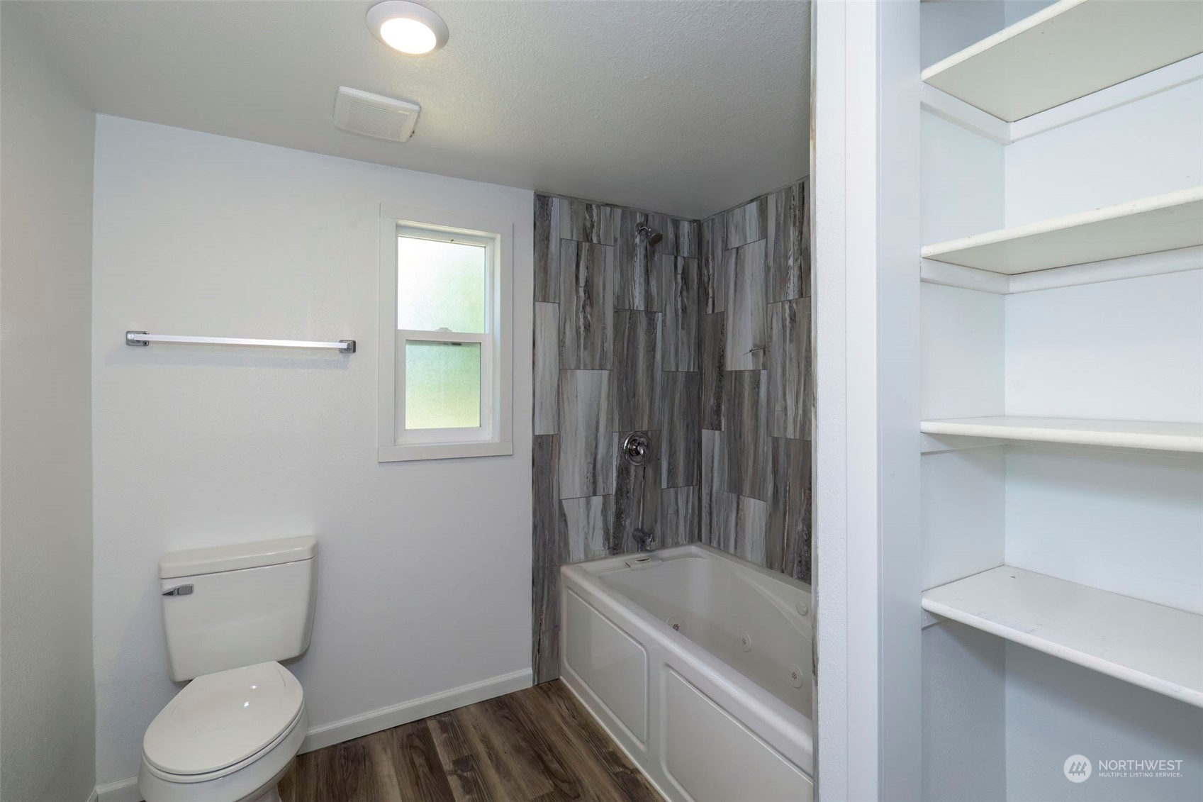 1661 Southwest Hanson Road Port Orchard, WA 98367 - Photo 18 of 40 Gallery Image 18