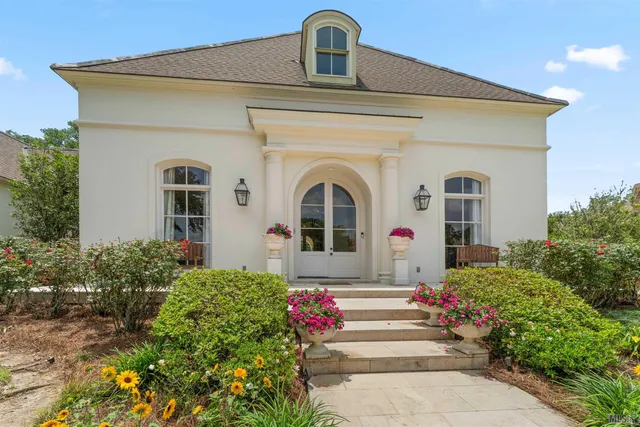 $2,199,000 | 19420 North Muirfield Circle, St. George, LA 70810