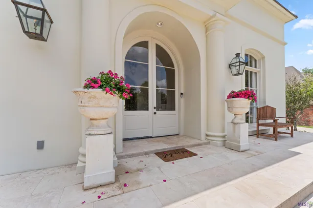 $2,199,000 | 19420 North Muirfield Circle, St. George, LA 70810