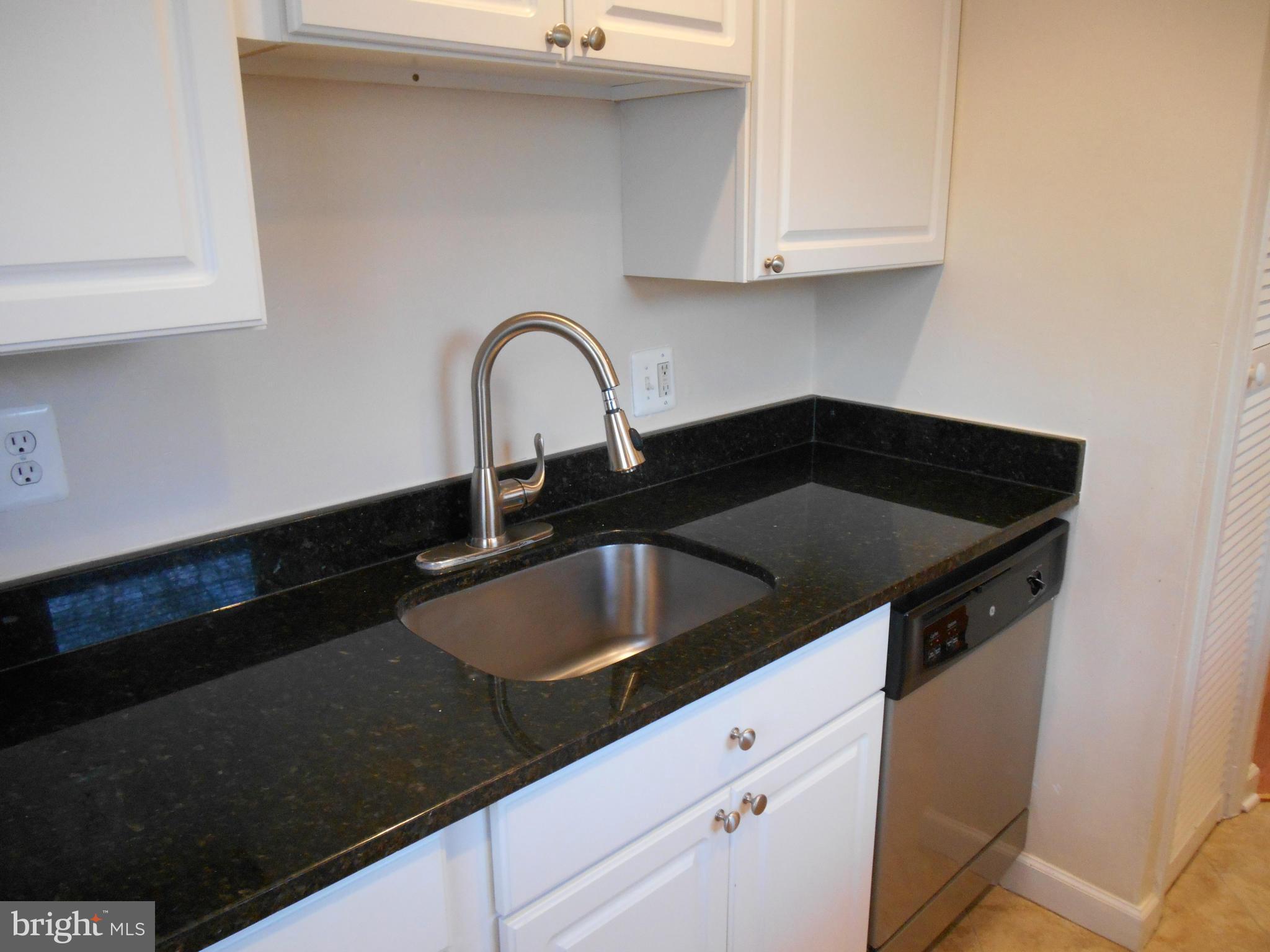 2624 Weisman Road Silver Spring, MD 20902 - Photo 9 of 22 Kitchen