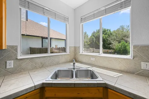 $399,000 | 105 Farm House Road, San Marcos, TX 78666
