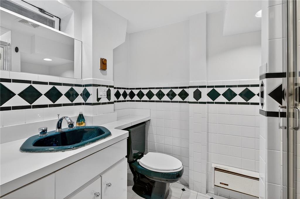 8015 Ridge Boulevard Brooklyn, NY 11209 - Photo 35 of 47