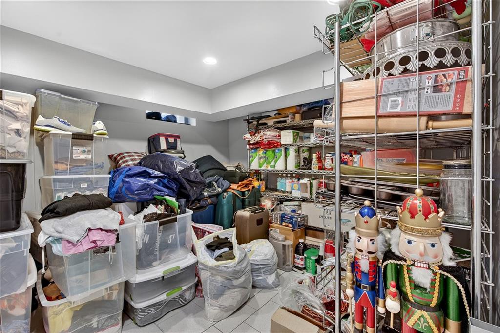 8015 Ridge Boulevard Brooklyn, NY 11209 - Photo 36 of 47