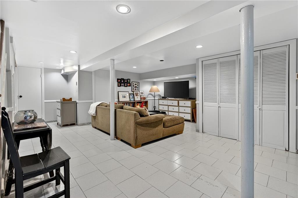 8015 Ridge Boulevard Brooklyn, NY 11209 - Photo 37 of 47