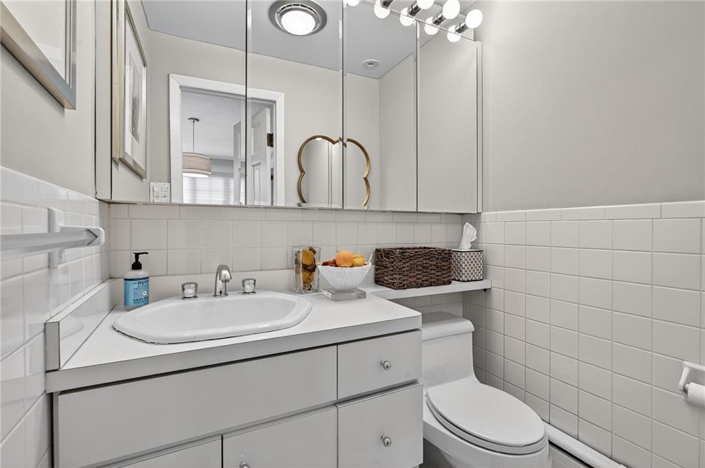 8015 Ridge Boulevard Brooklyn, NY 11209 - Photo 9 of 47